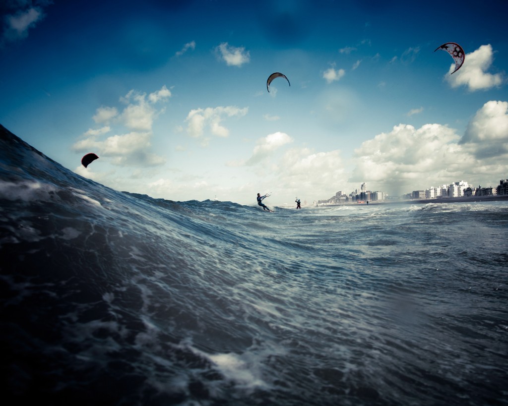 Kite surfing at Scheveningen