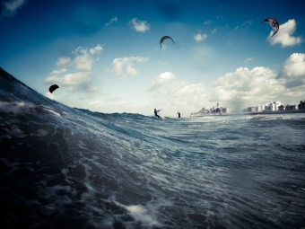 Kite surfing at Scheveningen